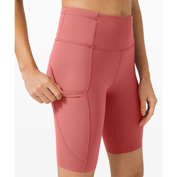 NWT Lululemon Fast and Free Short 10" *Cool - Picture 3 of 5